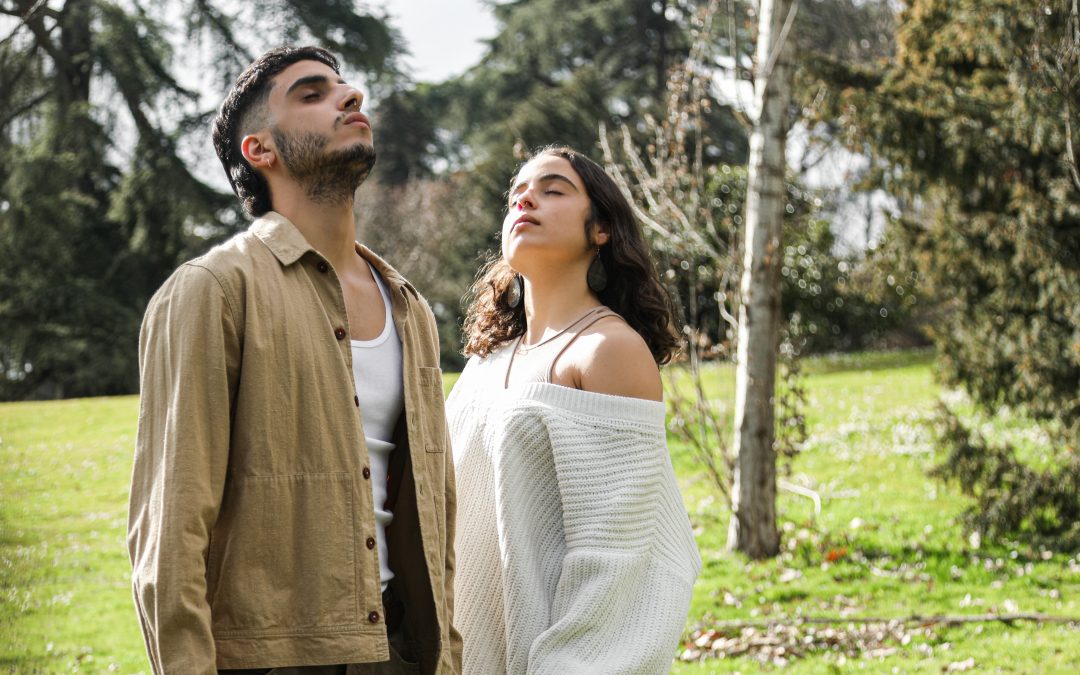 Combien de fois faut-il respirer par minute? La recherche de la fréquence respiratoire idéale…